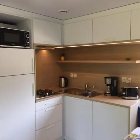 Apartment Mobilheim Am Murner - Privater Badezuber & Grill *