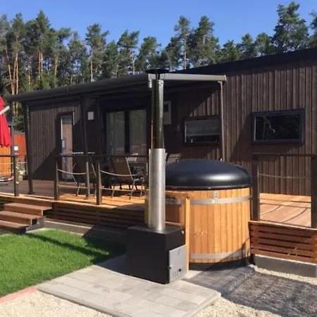 Mobilheim Am Murner - Privater Badezuber & Grill